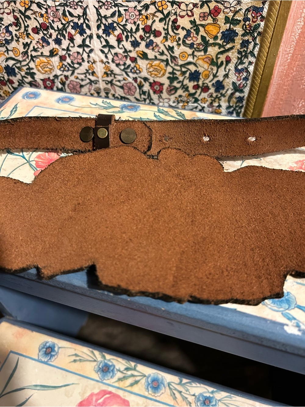 Vintage Handmade Floral Leather Waist Belt - Brown - Picture 4 of 4